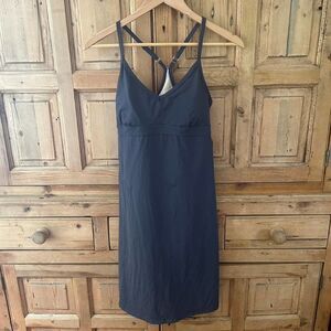 Athleta Small Gray Shorebreak Dress Racerback *Slight‎ Flaw On Strap*